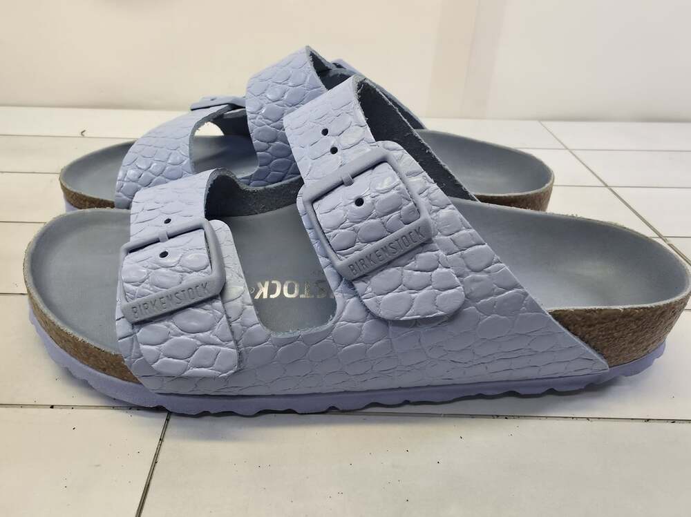 Birkenstock Women’s Sz 36 Arizona Rivet Logo Dusty Blue Leather Slides US 5-5.5 - Picture 5 of 6